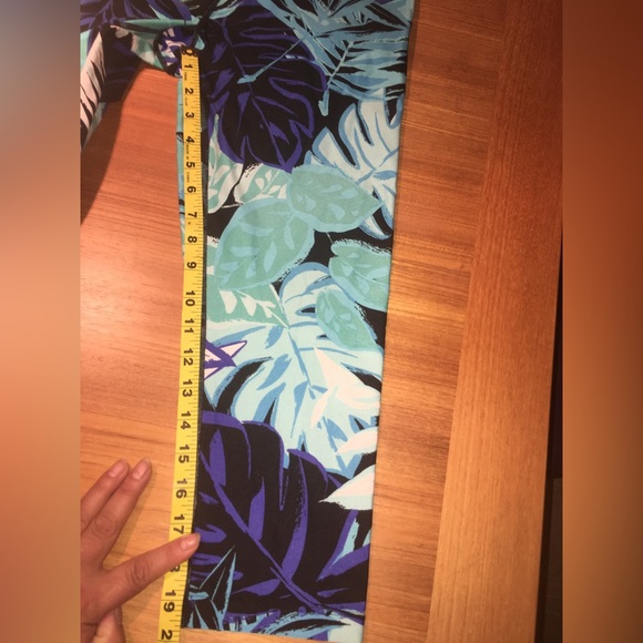 CALVIN KLEIN Performance Palm Leaf Leggings in blue and teal hues. Size Medium. - Picture 8 of 16